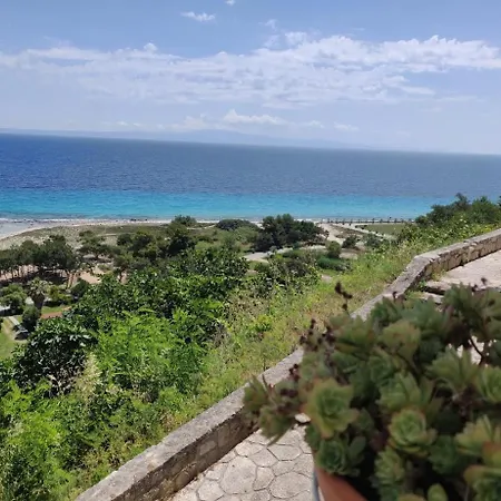 Aparthotel Sivilla Afytos