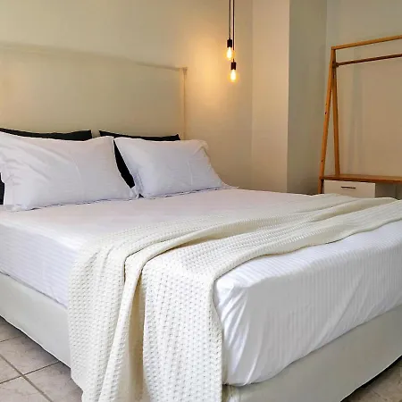 Sivilla Boutique Aparthotel 3*